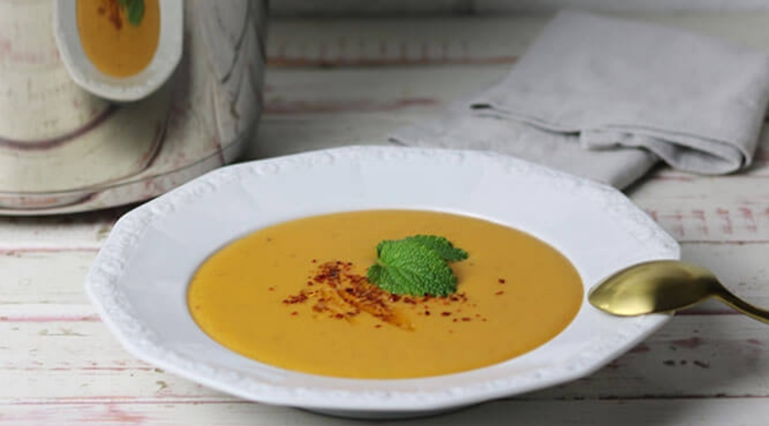 Rote Linsensuppe aus dem Schnellkochtopf
