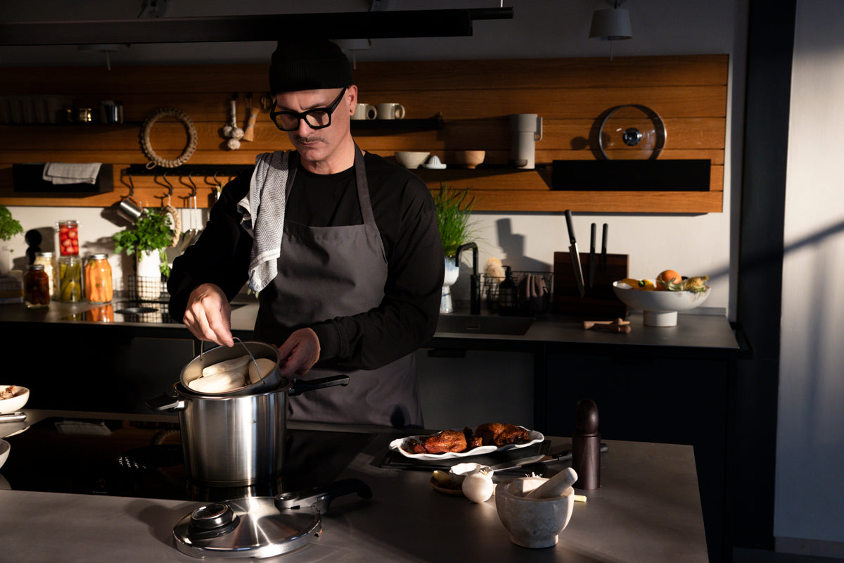 Vitavit® Premium - Set (Schnellbratpfanne 4L, Schnellkochtopf 8L, gratis Metalldeckel)