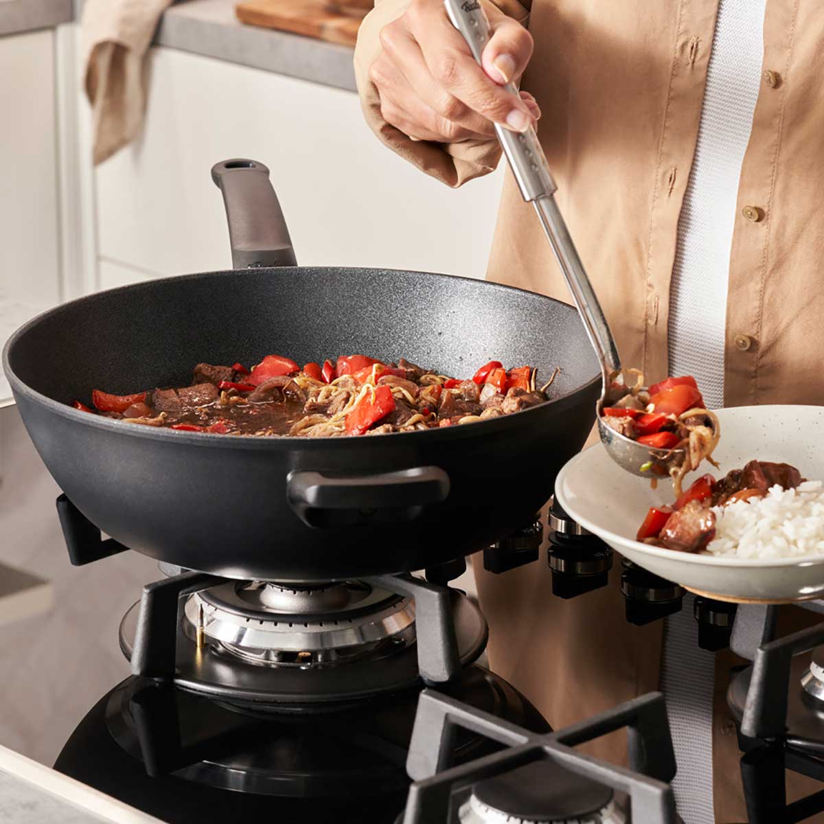 AST_2276949;93c260c07259bbd1c354e380a284e96d;SI_1144601