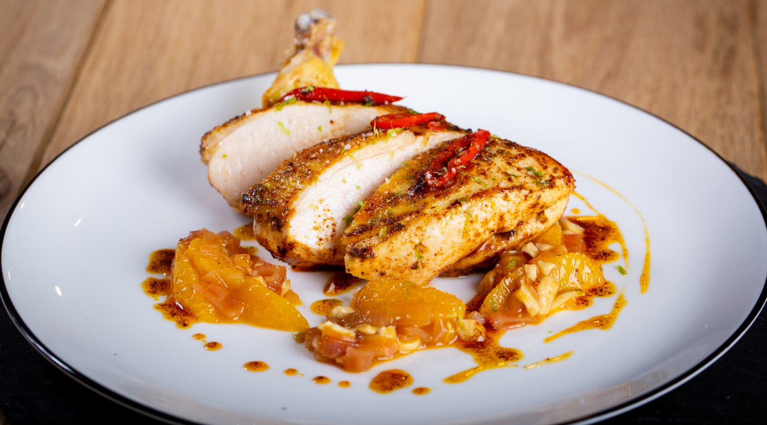 Scharfes Huhn mit Cashew-Maracuja-Chutney